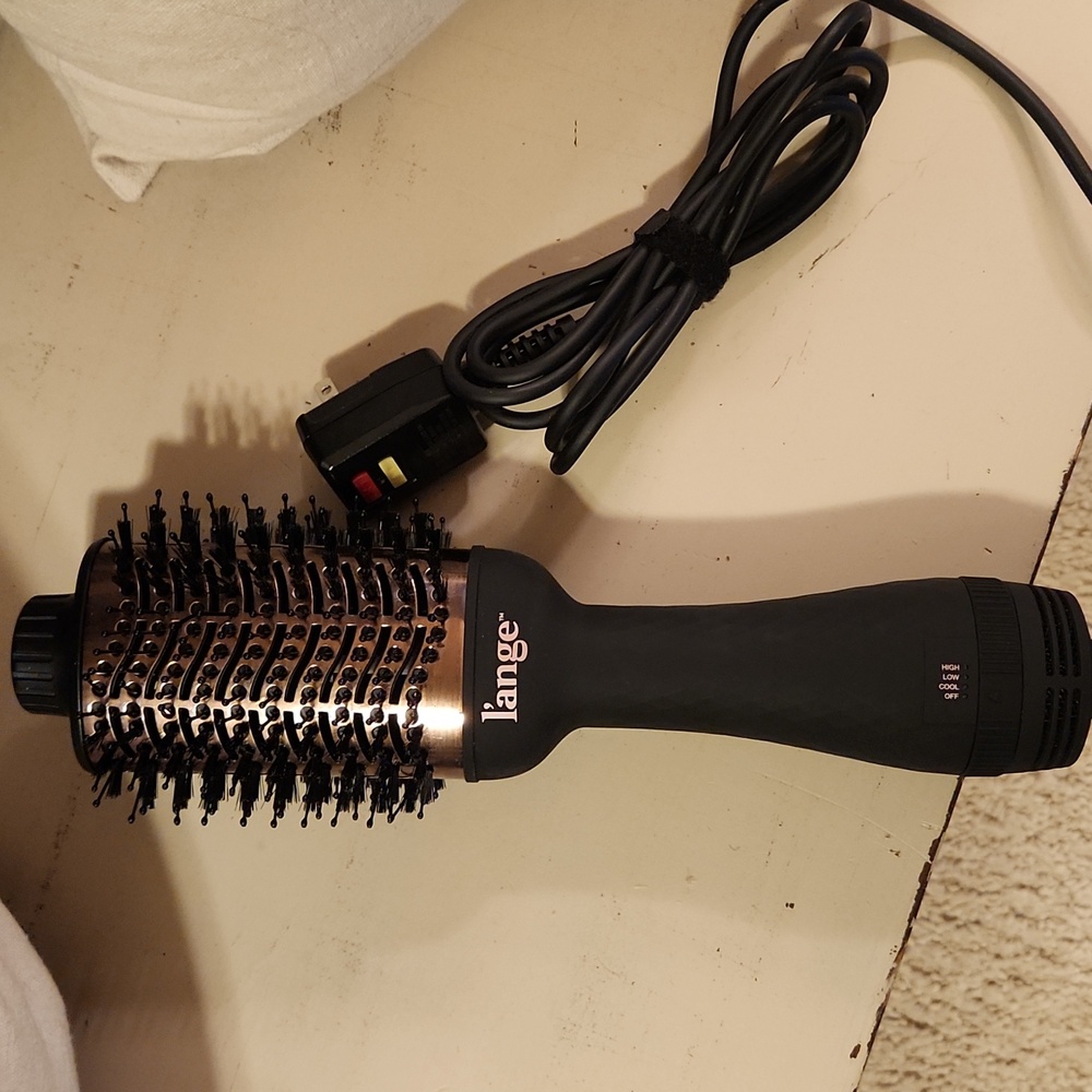 L'ange 2 in 1 Volumizing Brush Dryer